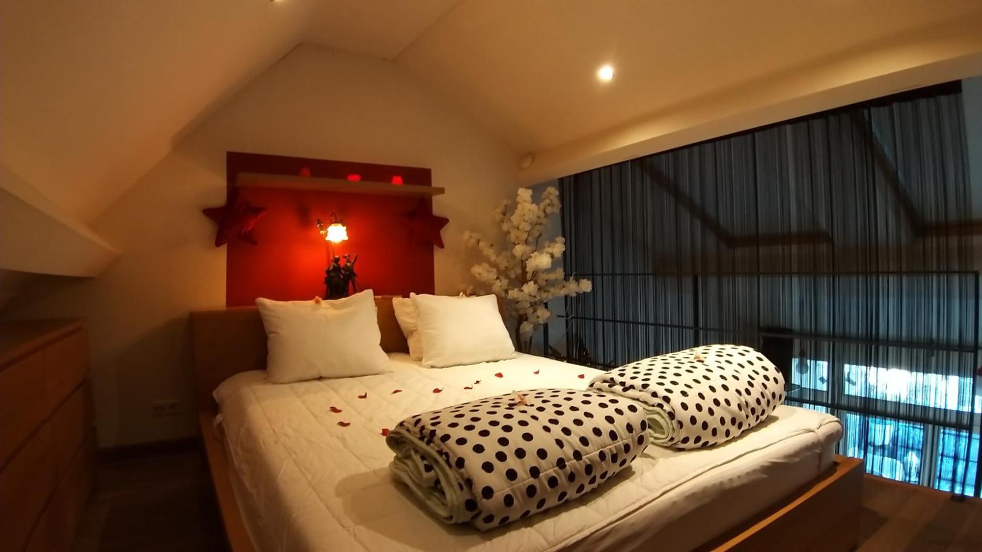 Apartamento Wellness Loft With Sauna, Jacuzzi, Roof Terrace & Amazing View Amberes Exterior foto