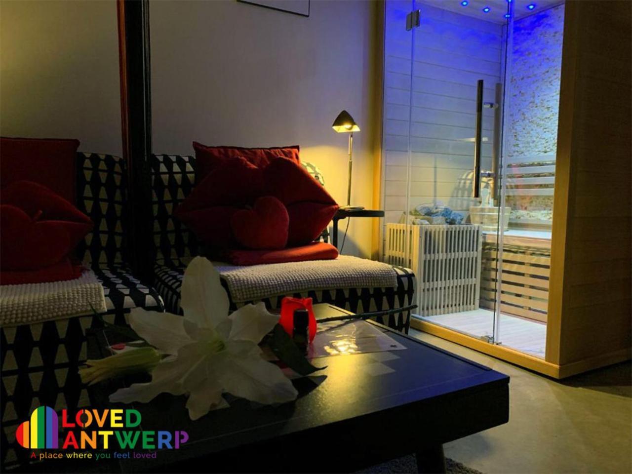 Apartamento Wellness Loft With Sauna, Jacuzzi, Roof Terrace & Amazing View Amberes Exterior foto